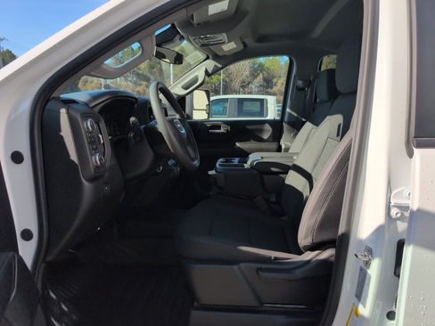 New 2026 GMC Sierra 2500 Pro w/ Convenience Package image 14