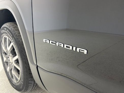 Used 2023 GMC Acadia SLE w/ LPO, Floor Liner Package image 48