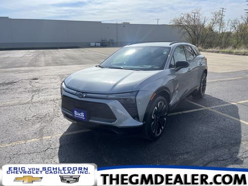 Used 2025 Chevrolet Blazer EV RS image 1