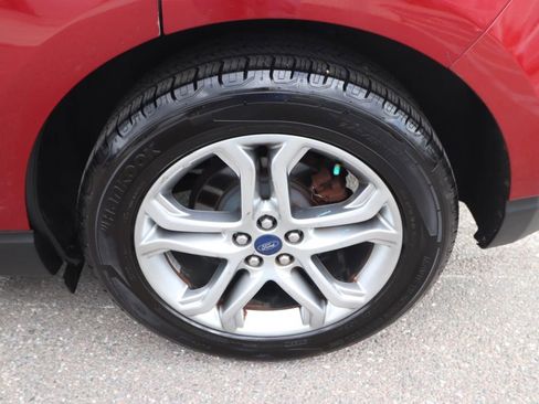 Used 2017 Ford Edge Titanium w/ Technology Package FWD image 14