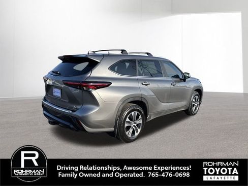 New 2026 Toyota Highlander XLE image 6