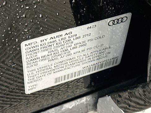 Used 2023 Audi Q5 2.0T Premium w/ Convenience Package AWD/4WD image 12
