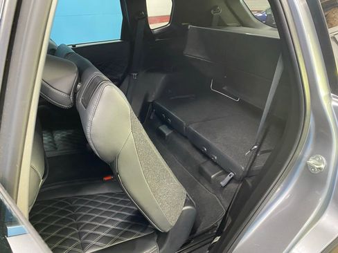 Used 2023 Mitsubishi Outlander SEL image 38