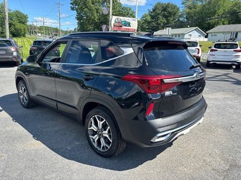 Used 2021 Kia Seltos EX AWD/4WD image 5