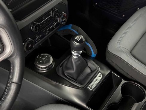 Used 2022 Ford Bronco Black Diamond AWD/4WD image 19