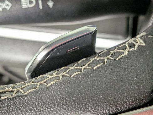 Certified 2023 Jeep Grand Cherokee Laredo image 22