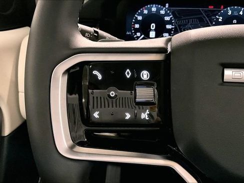 Certified 2025 Land Rover Discovery Sport S image 20