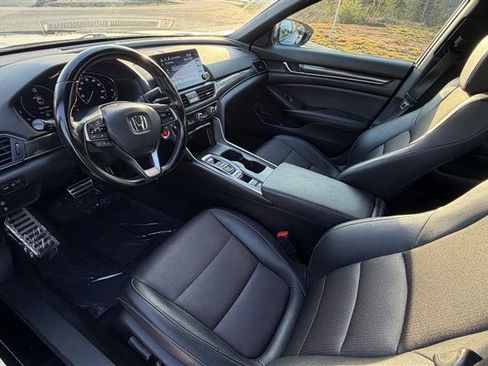 Used 2021 Honda Accord Sport image 12