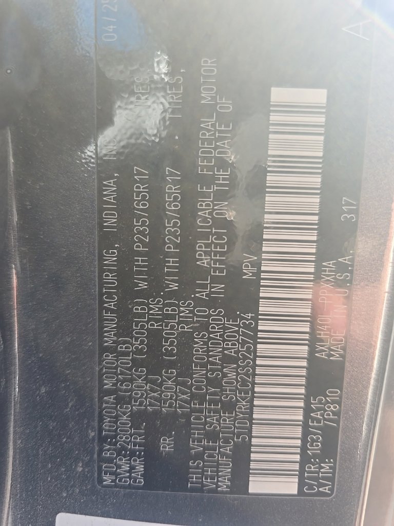Used 2025 Toyota Sienna XLE FWD image 20