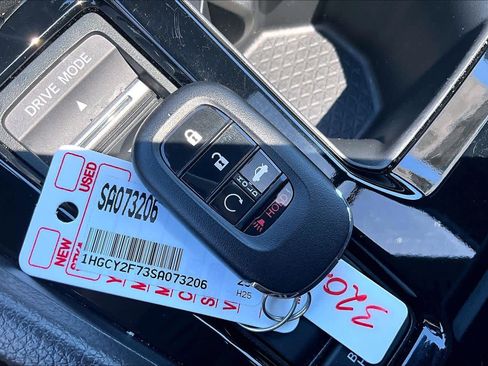 Used 2025 Honda Accord Sport image 15