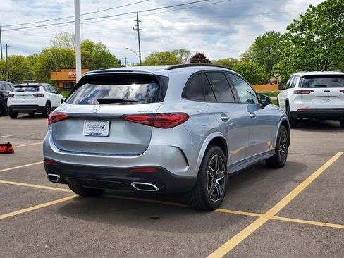 Used 2023 Mercedes-Benz GLC 300 4MATIC image 3