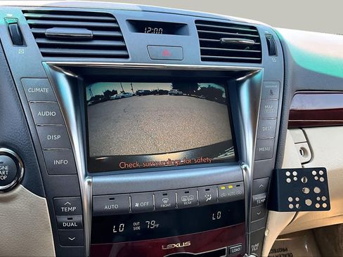 Used 2009 Lexus LS 460 RWD image 26