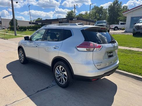 Used 2015 Nissan Rogue SL w/ SL Premium Package AWD/4WD image 3