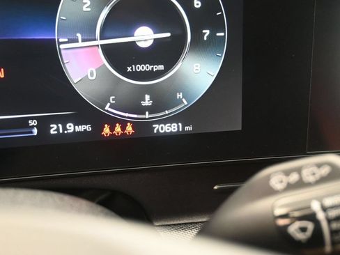 Used 2023 Kia Sportage SX FWD image 11