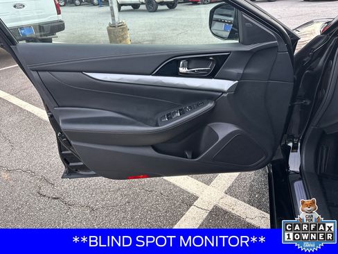 Used 2023 Nissan Maxima SV w/ Floor Mat Group image 10