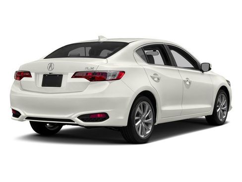 Used 2017 Acura ILX FWD image 2