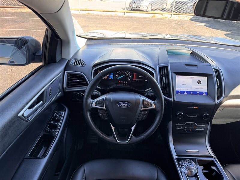 Used 2020 Ford Edge SEL FWD image 26