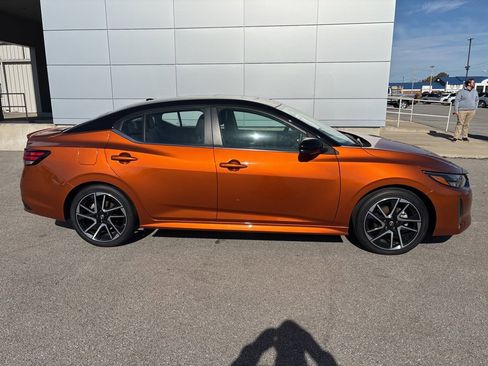 New 2025 Nissan Sentra SR w/ SR Premium Package image 2