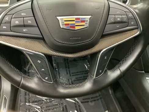 Used 2022 Cadillac XT5 Sportv w/ Platinum Package AWD/4WD image 16