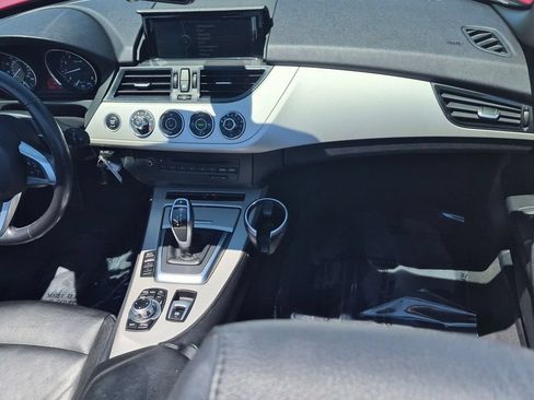 Used 2015 BMW Z4 sDrive28i RWD image 15