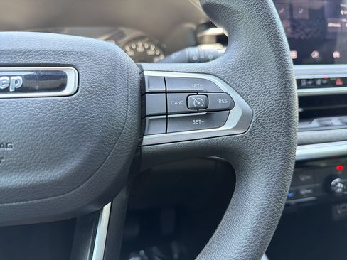 Used 2023 Jeep Compass Sport AWD/4WD image 25