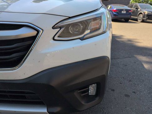 Used 2020 Subaru Outback Touring AWD/4WD image 11