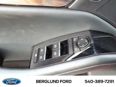 Used 2025 MAZDA MAZDA3 s FWD image 19