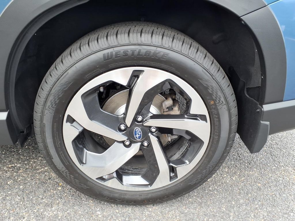 Certified 2023 Subaru Forester Touring AWD/4WD image 21