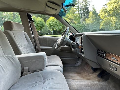 Used 1996 Buick Century Sedan FWD image 20