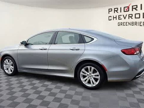 Used 2016 Chrysler 200 Limited image 6