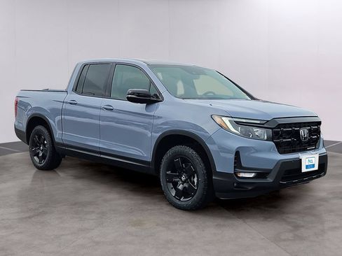 New 2026 Honda Ridgeline Black Edition image 2
