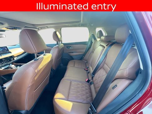 Used 2024 Nissan Rogue Platinum w/ Platinum Premium Package image 23