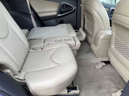 Used 2010 Toyota RAV4 Limited AWD/4WD image 28