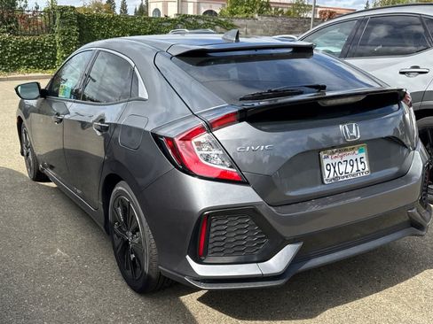Used 2019 Honda Civic EX image 4