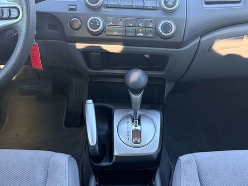 Used 2010 Honda Civic LX image 26