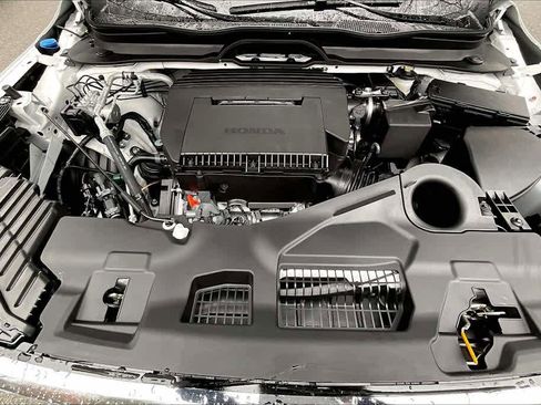 New 2025 Honda Pilot Touring image 16