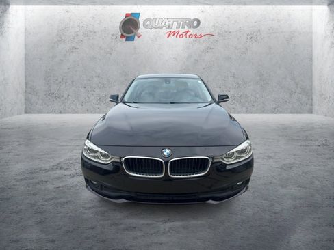 Used 2018 BMW 320i xDrive Sedan AWD/4WD image 9