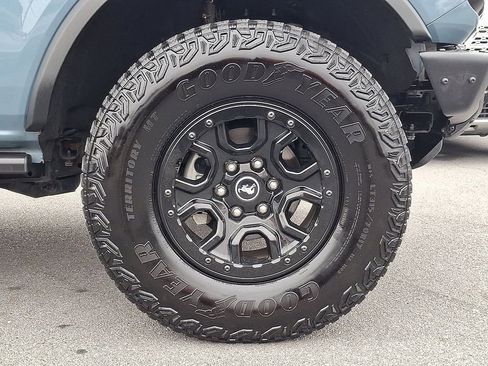 Certified 2024 Ford Bronco Wildtrak image 8