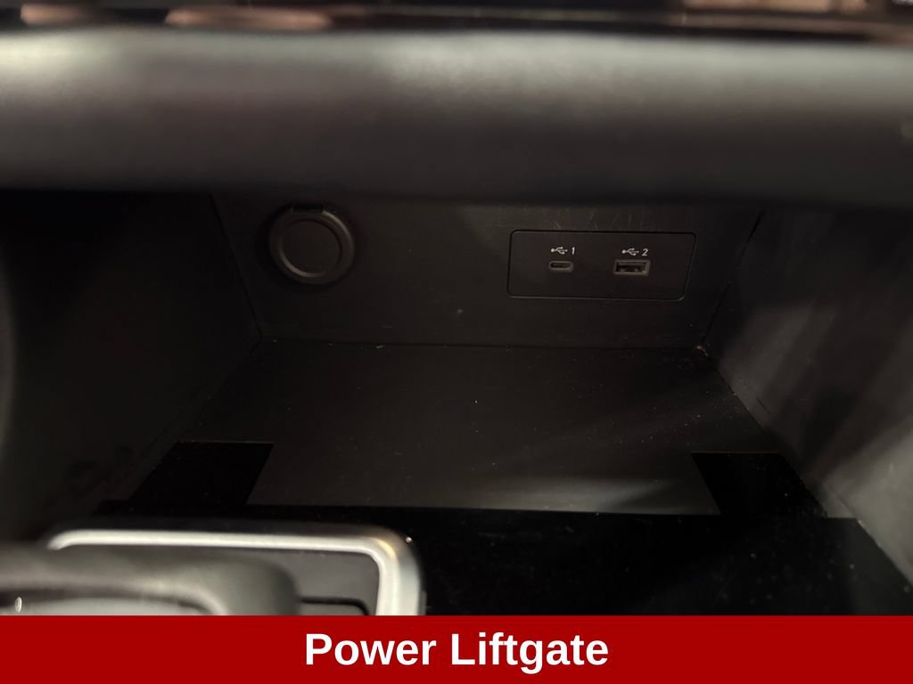 Used 2025 Nissan Pathfinder SV AWD/4WD image 17