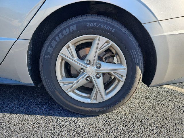Used 2021 Hyundai Sonata SE FWD image 9