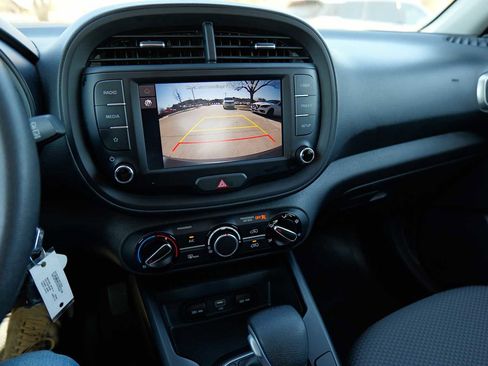 Certified 2024 Kia Soul LX w/ Option Group 015 image 16