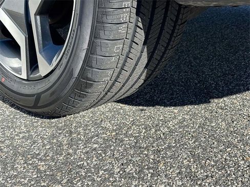 Certified 2023 Hyundai Palisade SEL w/ Premium Package image 6