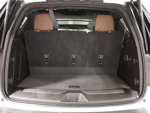 Used 2021 Chevrolet Tahoe High Country w/ Premium Package image 14