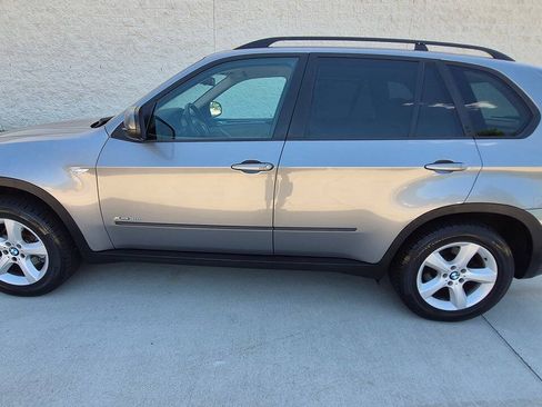 Used 2009 BMW X5 xDrive30i w/ Premium Pkg AWD/4WD image 4
