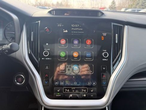 Used 2023 Subaru Outback Limited image 16