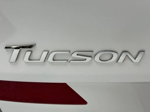 Used 2019 Hyundai Tucson Value FWD image 9