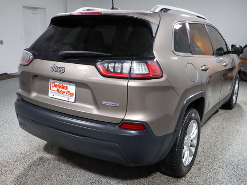 Used 2019 Jeep Cherokee Latitude w/ Popular Appearance Group image 7