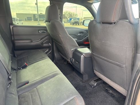 Used 2022 Nissan Frontier Pro-X w/ Technology Package image 7