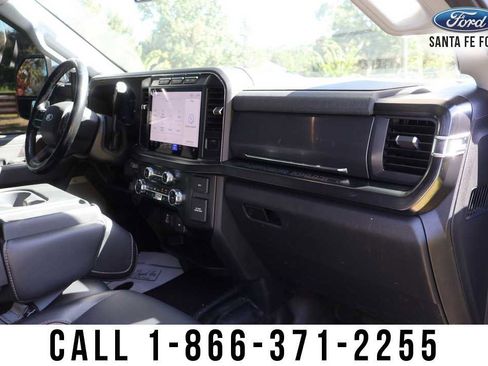 Used 2023 Ford F250 Lariat w/ Chrome Package image 40