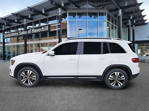 Certified 2026 Mercedes-Benz GLB 250 4MATIC image 2